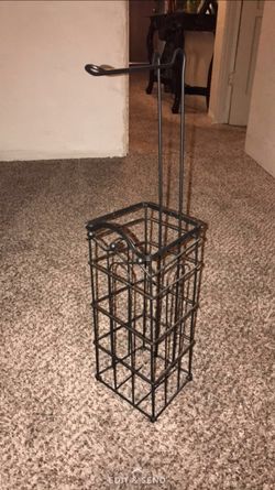 Tipi holder