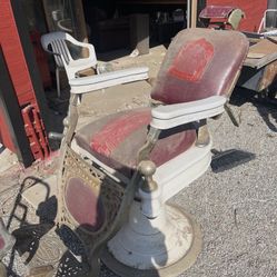 Theo A Koch’s Vintage Barber Chair