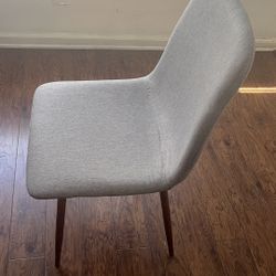 Dining Chairs - Set of 4 - $100