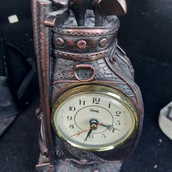 4 Vintage  Golf Desk Clocks