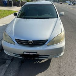 2004 Toyota Camry