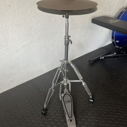 Pearl Hi Hat Stand With Zildjan Planet Z Cymbals