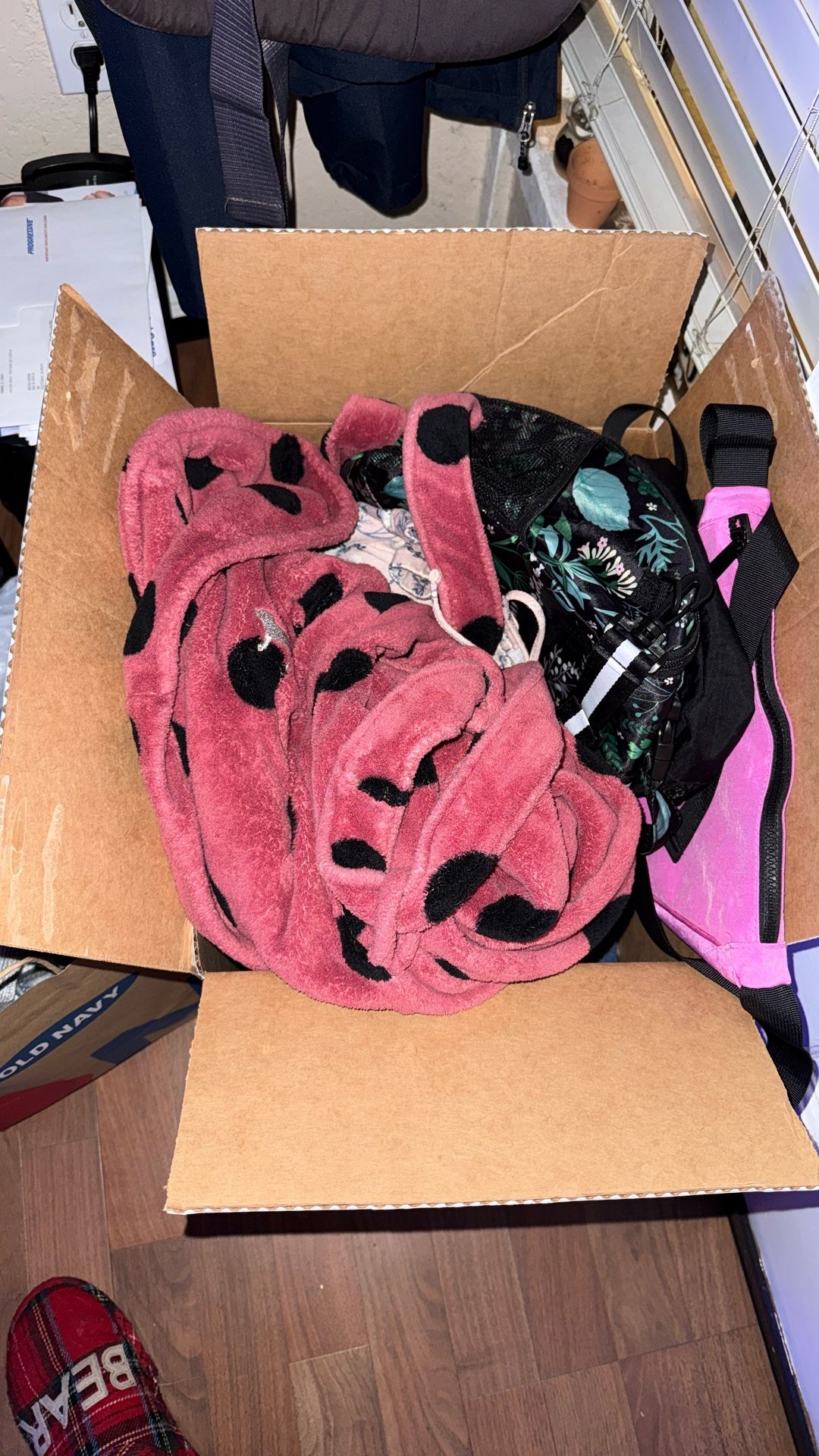 FREE.FRIDAY PICKUP 
