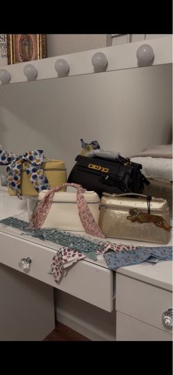 Cute Women’s Handbags & Purses –  Brand New Condition ✨