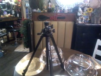 VELBON VICTORY 650 TRIPOD