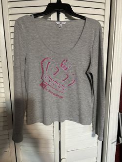 Juicy Couture Long Sleeve Round Neck. 