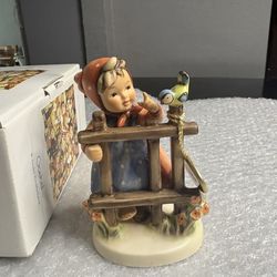 Goebel M.J. Húmmel Signs of Springs Figurine