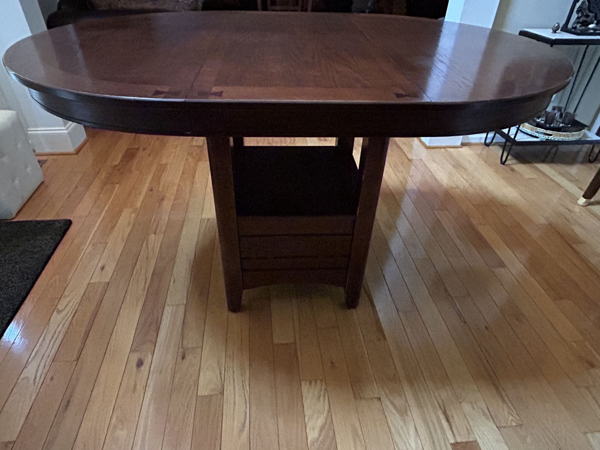Breakfast Table