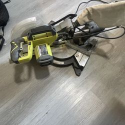 RYOBI 15 AMP Corded Compound Milter Saw 