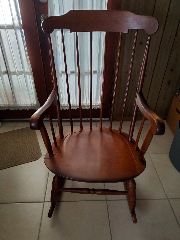 Wooden Rocking Chair