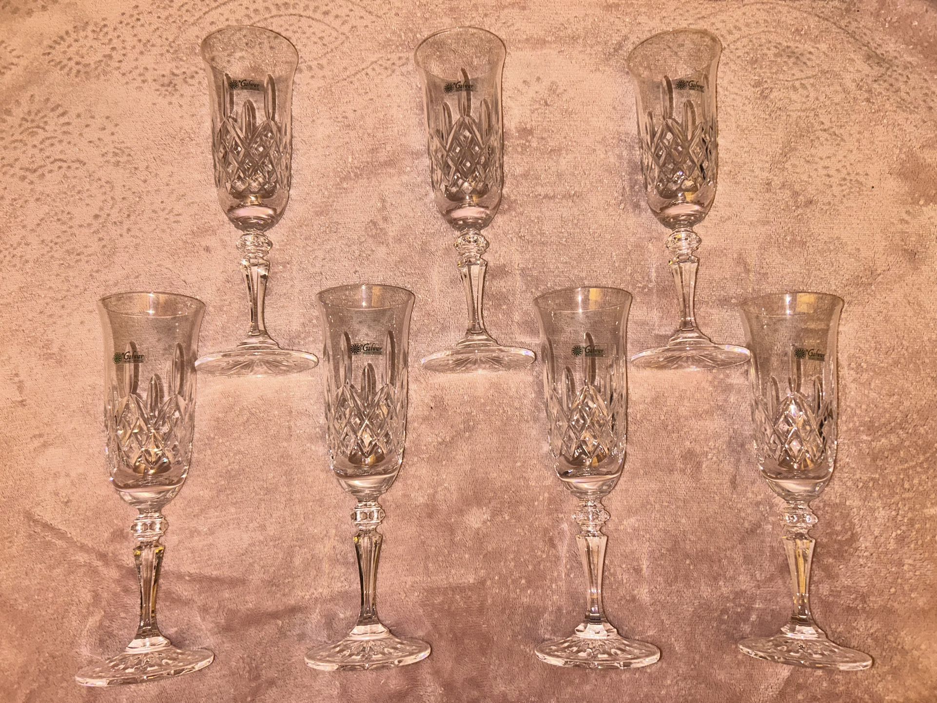 Brand New Galway Irish Crystal Abbey Flutes Glasses 