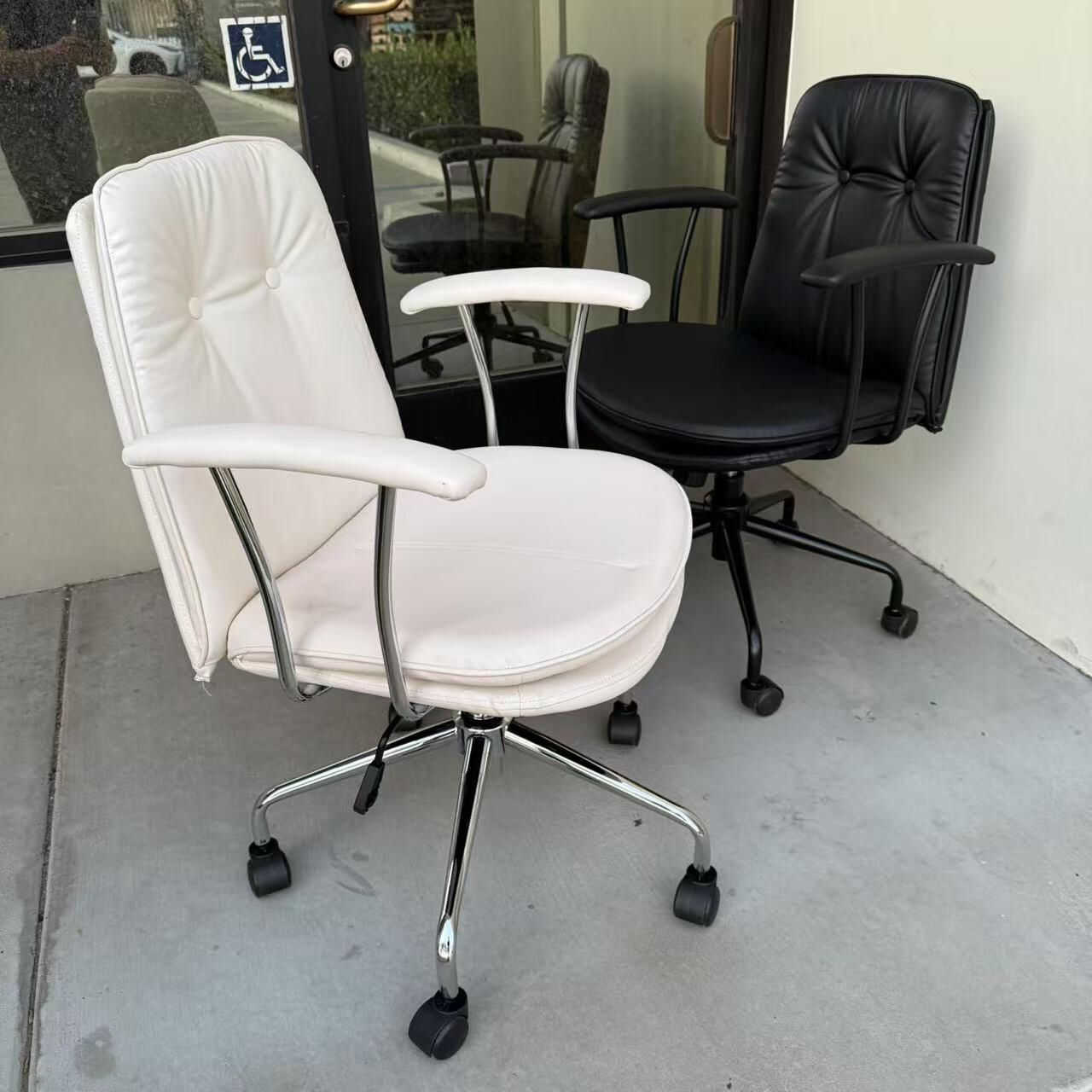 New In Box $60 Each Mid Century Modern Style Office Computer PU Leather Chair Black Or White Color Available
