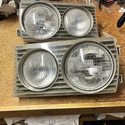 Mercedes Headlight Assembly Right Or Left  123 Body style 