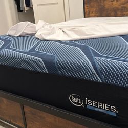 Serta Iseries Hybrid 1000 12in Queen Mattress