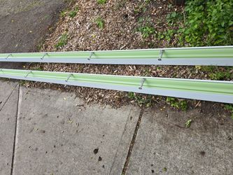 Rain gutter