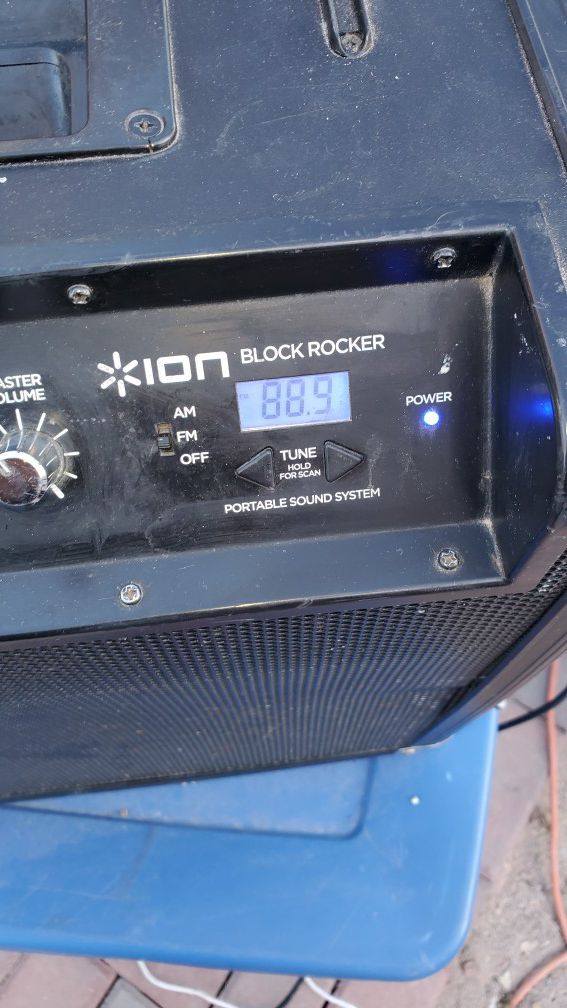 Ion Block Rocker portable sound system