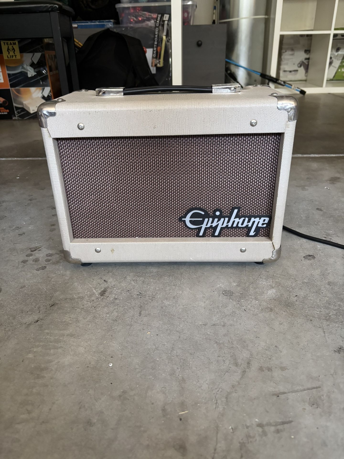 Epiphone Studio Acoustic 15C AMP
