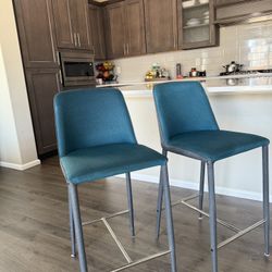 Bar Stools / Countertop Chairs