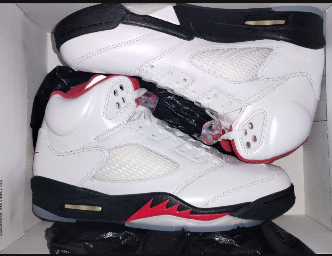 Jordan 5 Fire Red 