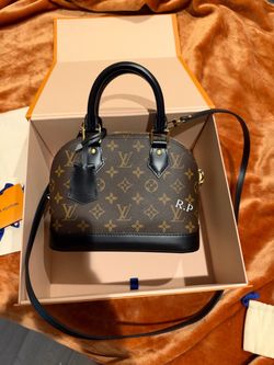 Louis Vuitton Alma BB World Tour - Authentic