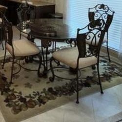 Kitchen/Dining Table with 4 Chairs