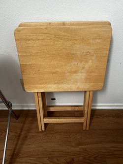 Tv tray (quality of 2)