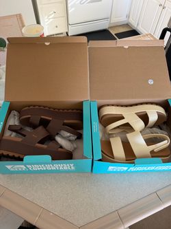 Woman’s Platform Sandals