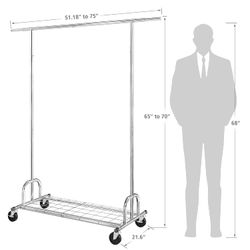 Clothes hanger rack with shelf