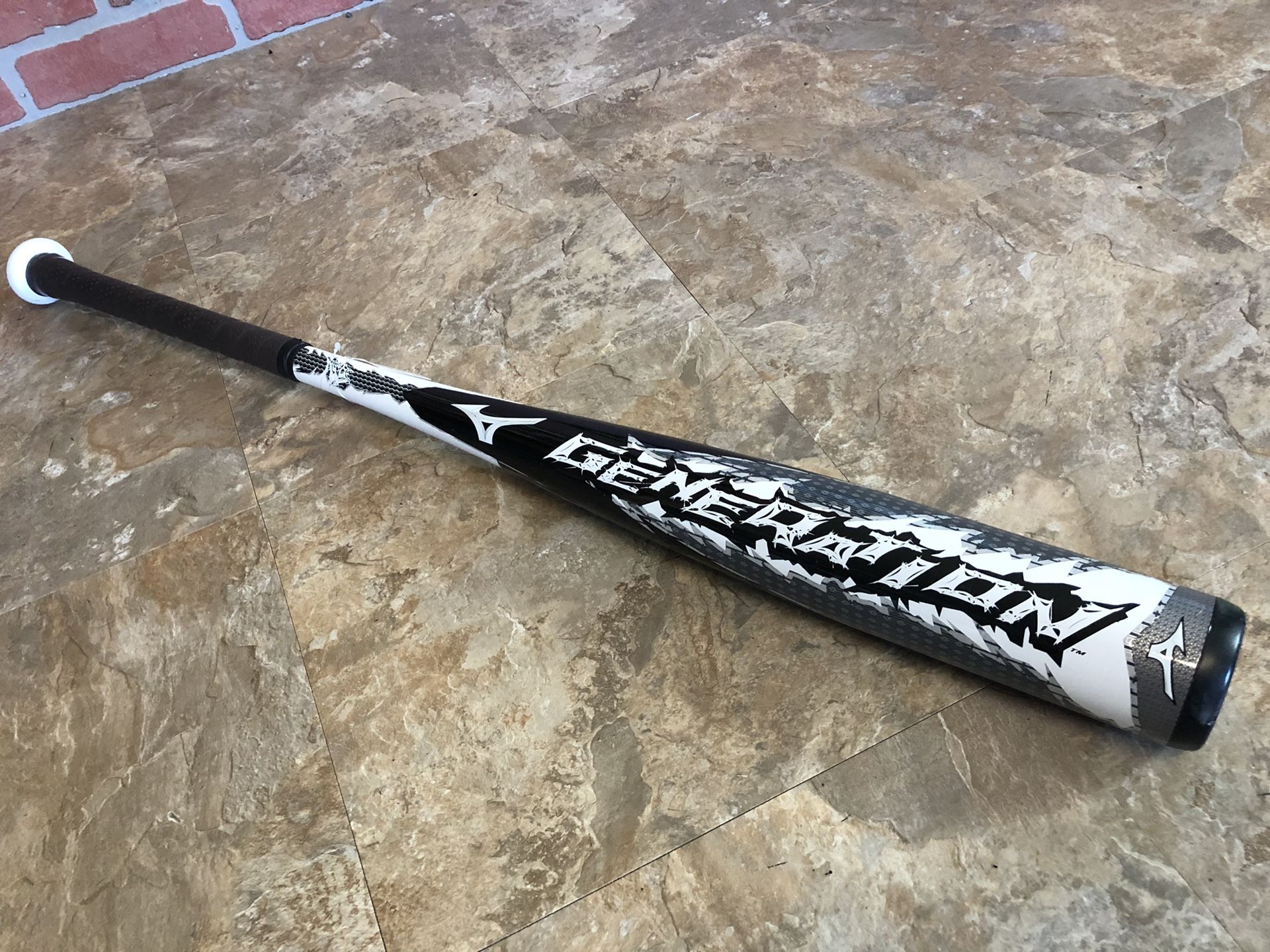 Mizuno Generation 32”29oz BBCOR baseball bat