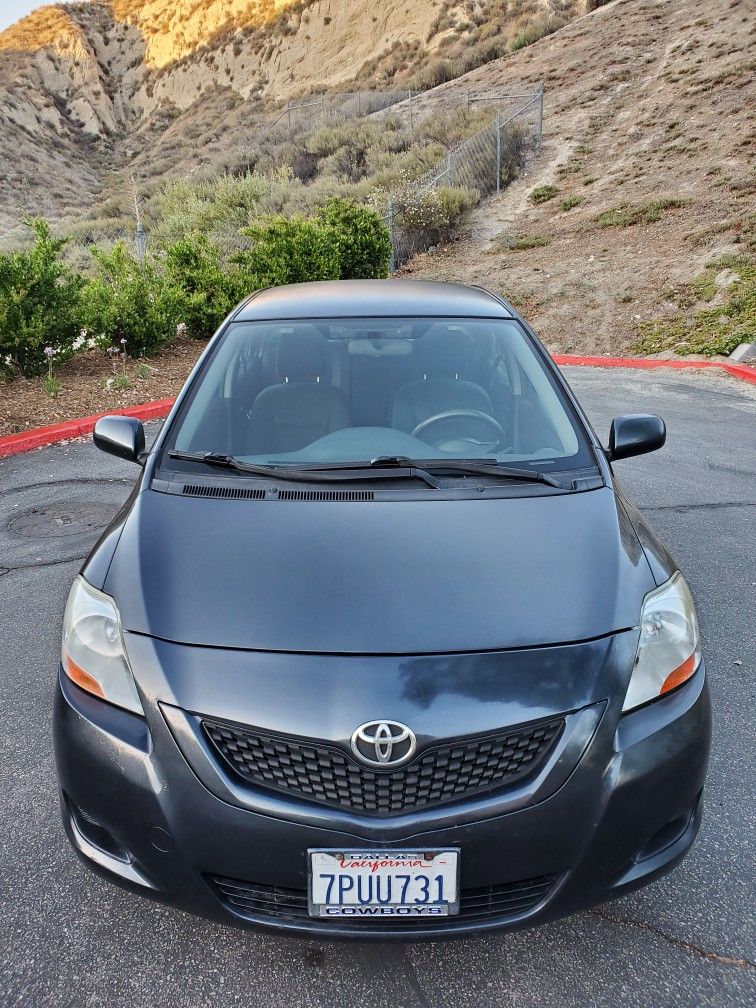 2011 Toyota Yaris
