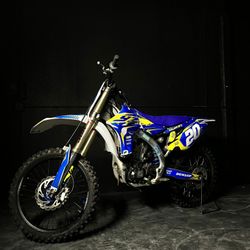 YAMAHA YZ 450F