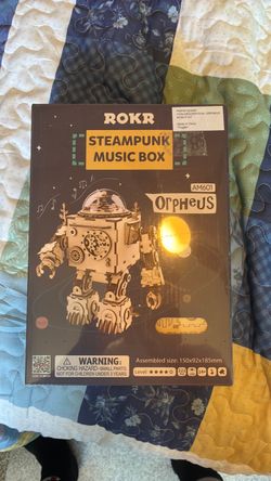 Music Box Robot