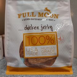 FULL MOON BRAND CHICKEN JERKY DOG