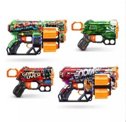 0808: New 4 Pack w/ Darts/X-Shot SKINS Double Dread Double Menace Dart Blaster Combo Pack