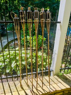 6 tiki torches