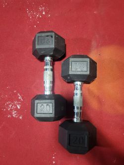SET OF 20LB RUBBER COATED HEXHEAD DUMBBELLS TOTAL 40LBs 
11525 S HALSTED DUNKIN DONUTS/7111.S WESTERN WALGREENS 
40$  CASH ONLY AS IS 