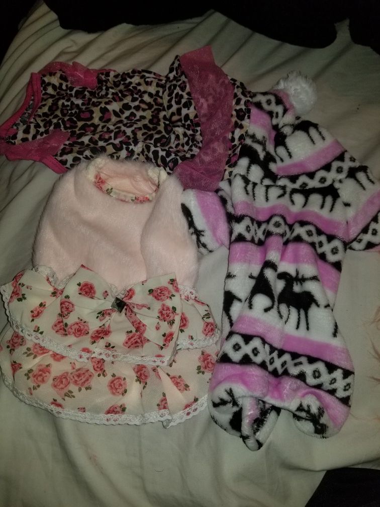 Dog clothes size small