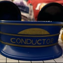 Mickey conductor hat 22 inches from Disney Park exc cond smoke free