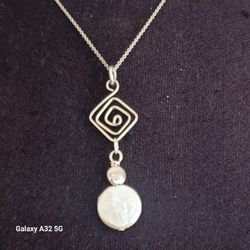 Vtg.Sterling Silver Contempary Genuine Coin Pearl Pendant Necklace- 18in 