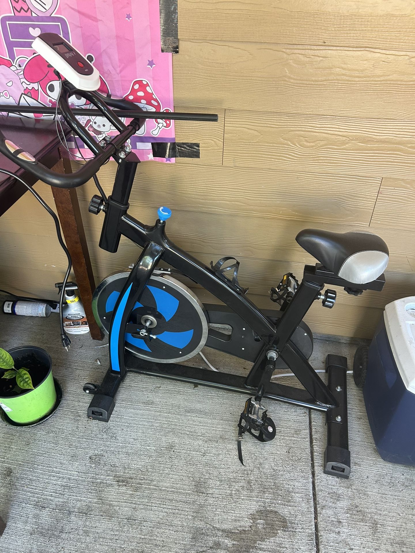 Stationary Exercise Bike