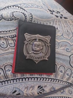 5 nights of Freddy wallet.