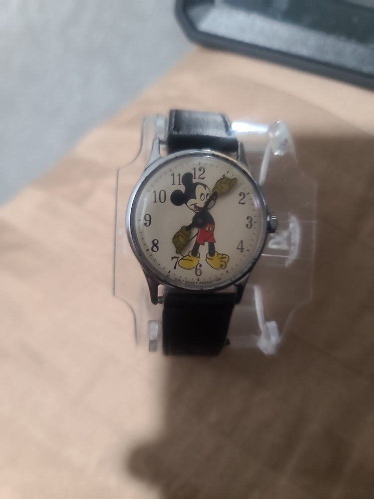 1970 Ingersoll Timex Vintage Mickey Mouse Silver Watch
