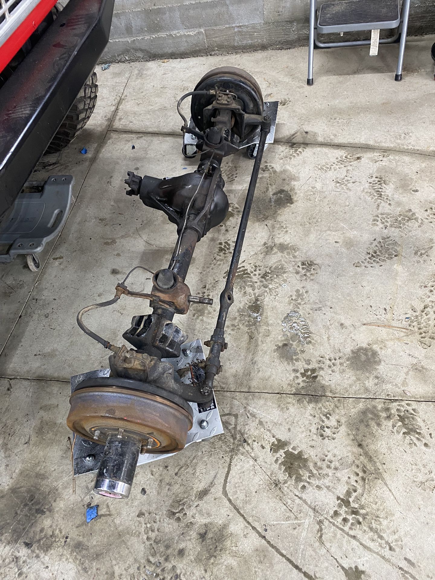 1968 To 1970+ Early Bronco Dana 30 Kingpin Front Axle 3.73 for Sale in