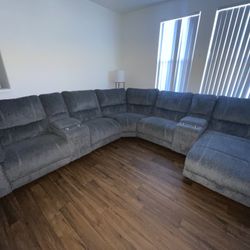 Sectional Couch 