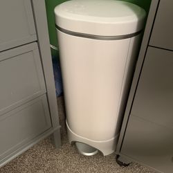 Diaper Garbage Can