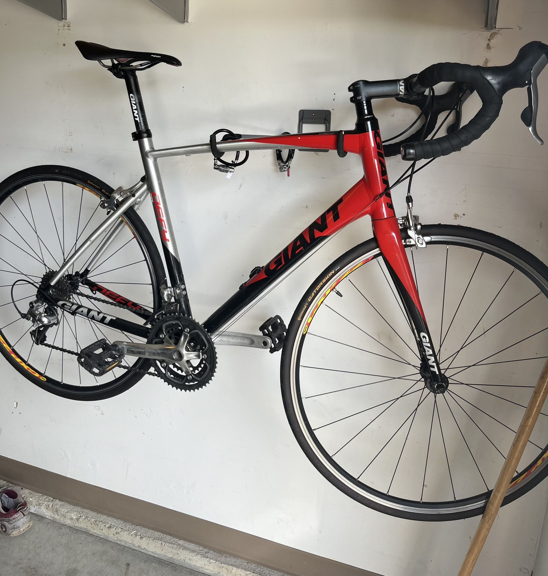 Giant Defy Size L