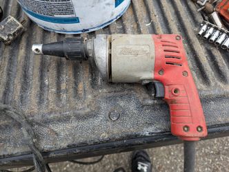 Milwaukee Drywall Screw Gun 