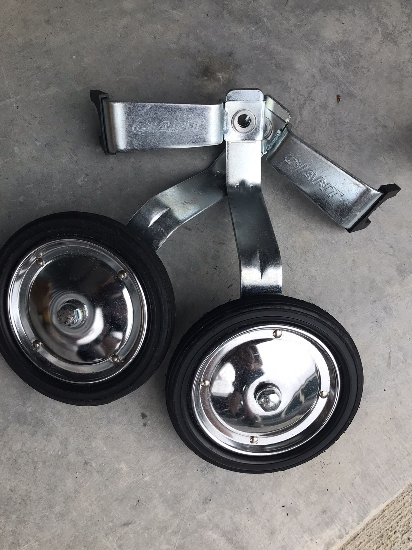 Giant Training Wheels 
