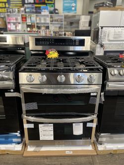 LG Double Oven Gas Stove (Take It Home In Payments/Llevalo A Casa En Pagos)
