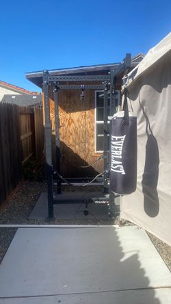 Weights Cobra Bag  T3 Rack with pulley and heqvy bag!!! Foam Rollers TONS MOREjkn